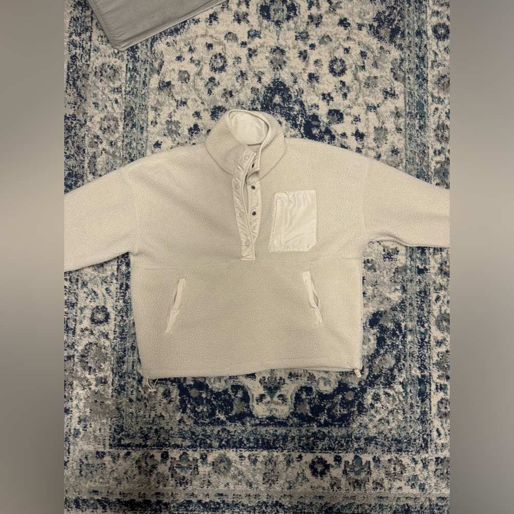 Cream Sherpa
